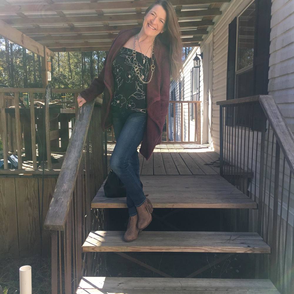 Meet your Posher, Lisa
